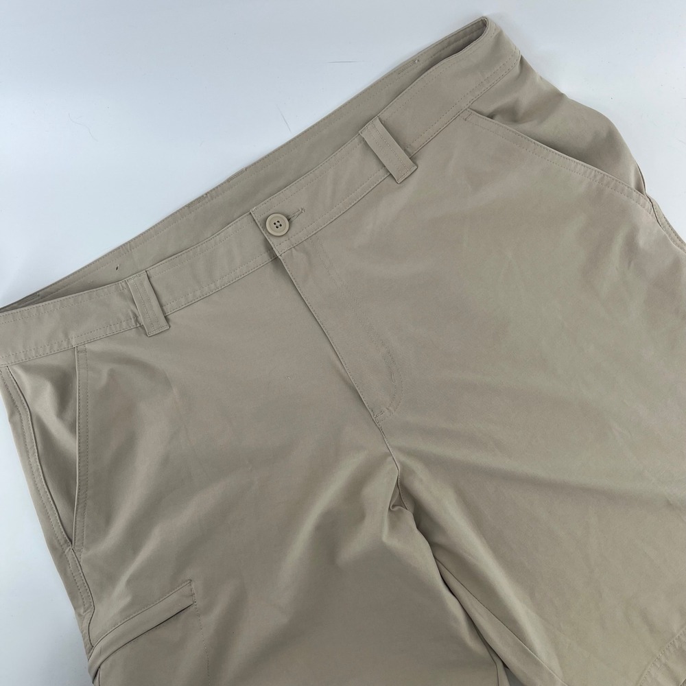 Columbia Mens 38 Khaki Performance Golf Shorts Stretch Hiking Fishing 10 In